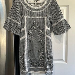Free people dress small (embroidery)